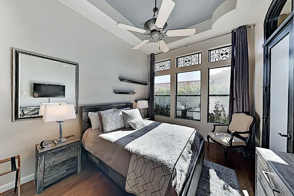 Lavish Desert Pool In Private Community 3 Bedroom Home