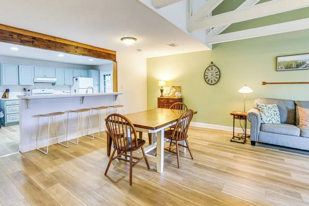 5 Pools: Pet-friendly Palmetto Dunes Condo!