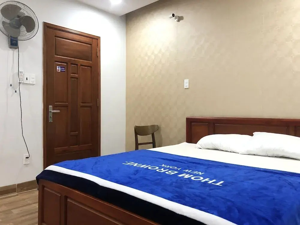 OYO 988 Quynh Anh Motel