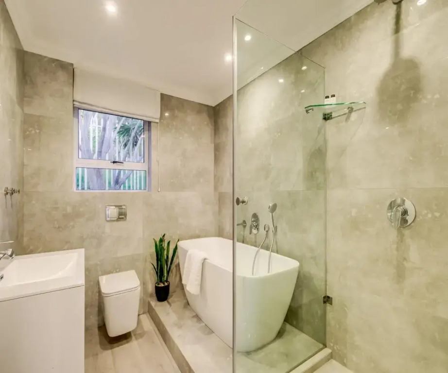 Modern Camps Bay Villa With Sea Views and Private Pool A on the Bay