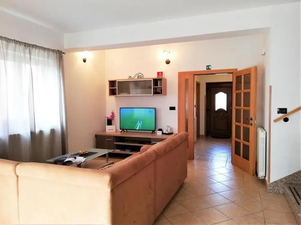 House With 4 Bedrooms in Bale, With Wonderful City View, Enclosed Garden and Wifi Near the Beach