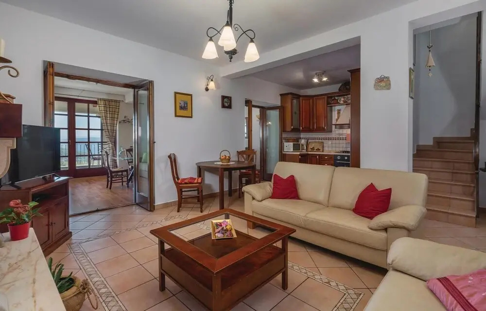 Stunning Home in Labin With Wifi and 2 Bedrooms