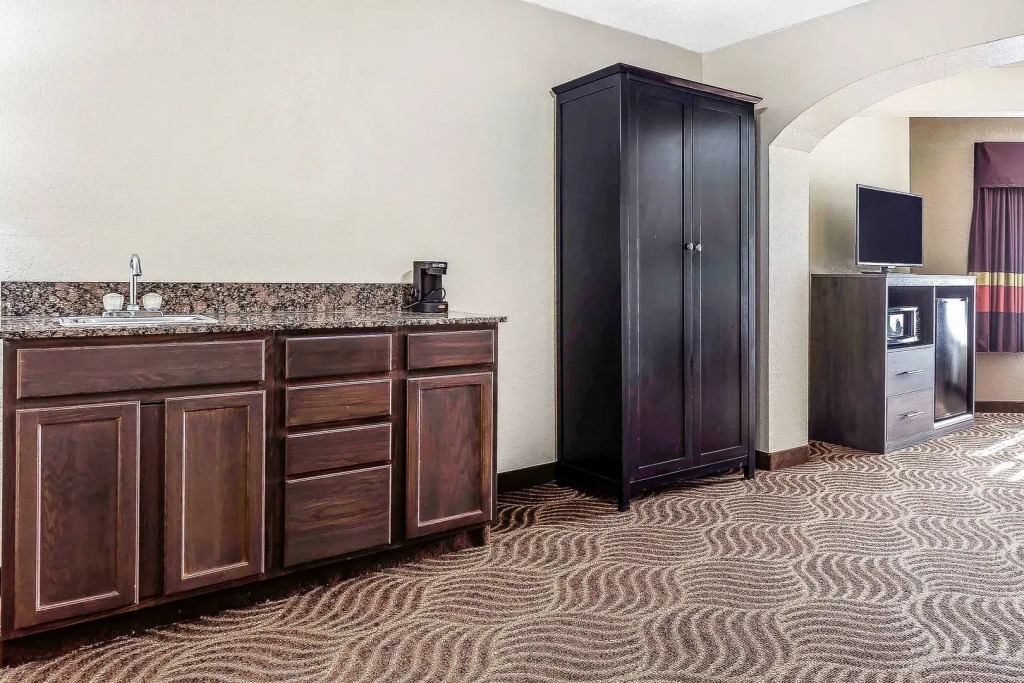 Quality Inn & Suites Salisbury South