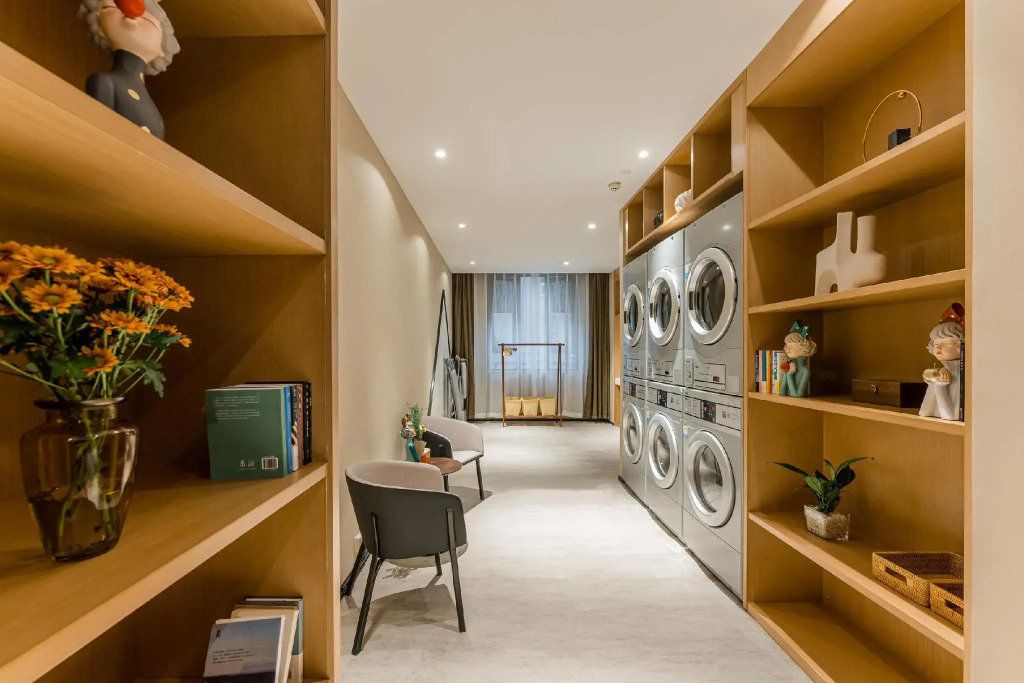 Atour Hotel Chongqing Nanping Pedestrain Street