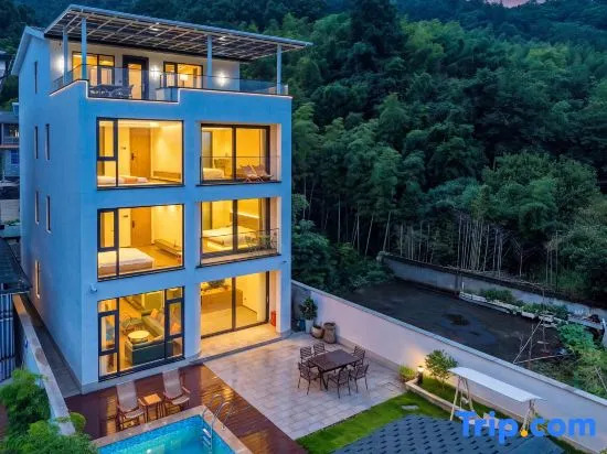 Under Shiziling · Liubai Homestay