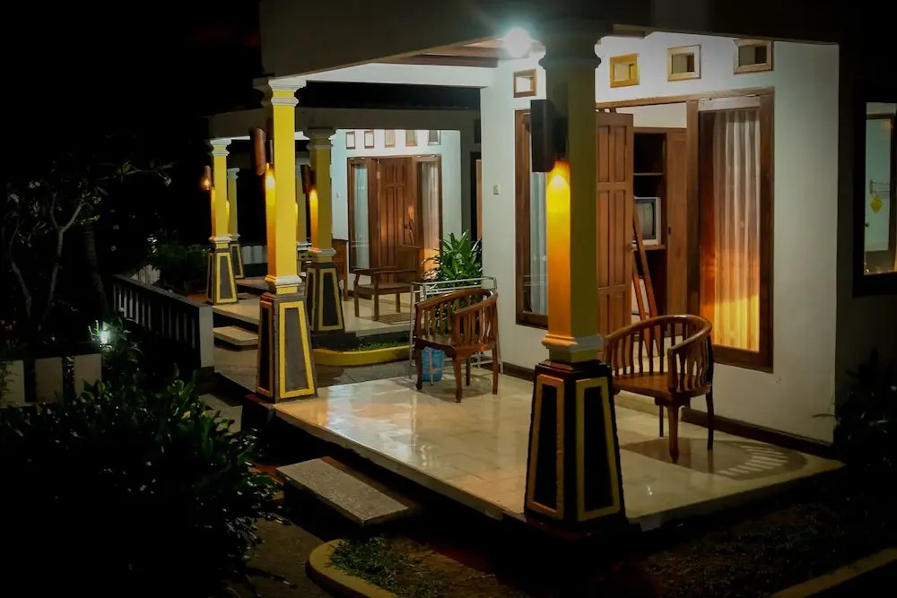 Bali Sunset Hotel