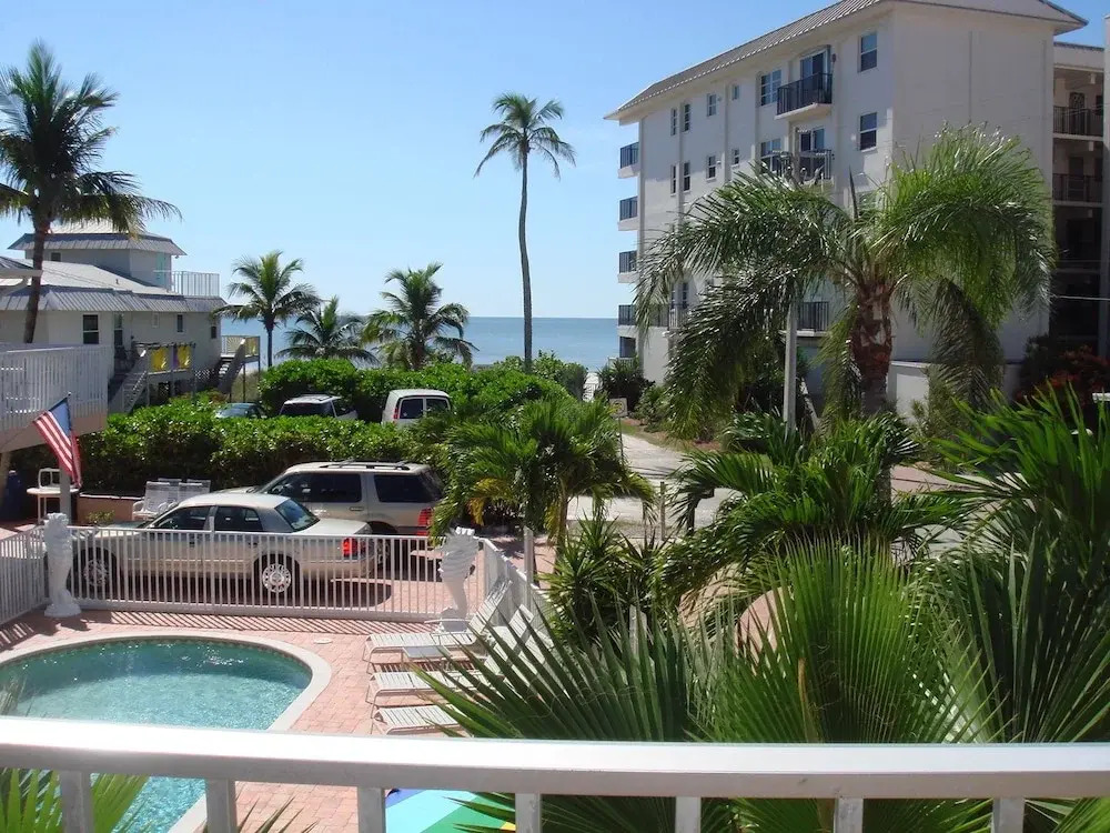 Beach Shell Inn