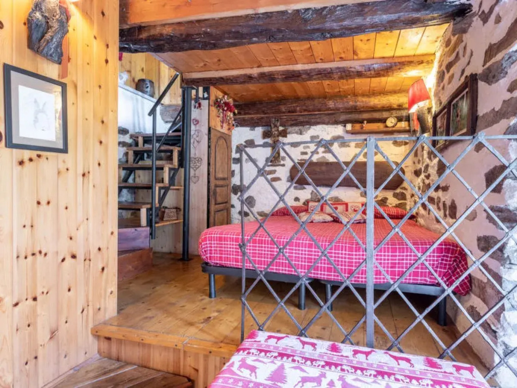 Chalet Il Gianlupo by Interhome