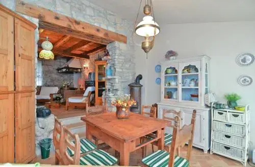 House Adriana 1715