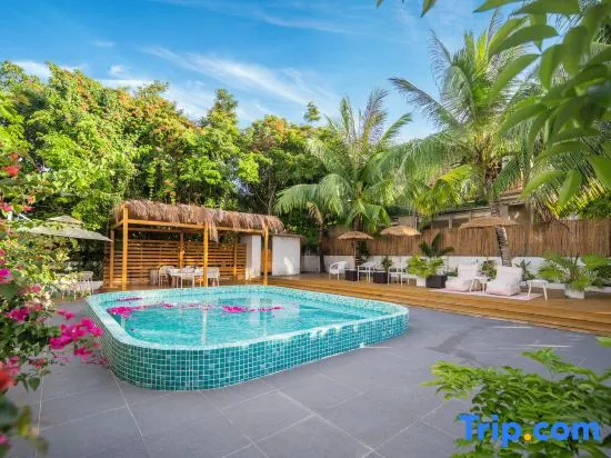 Sanya West Sea Courtyard