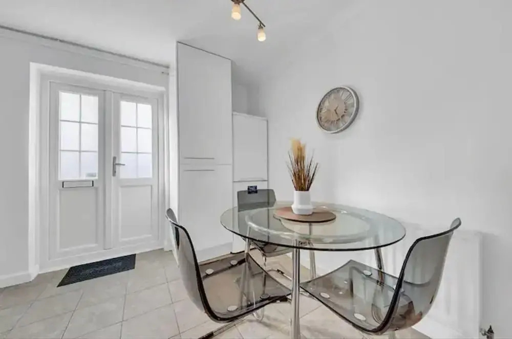 Luxurious 2-bed House in Canary Wharf London
