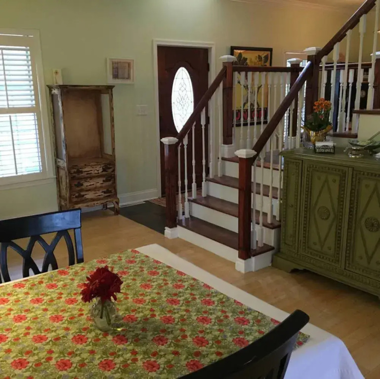 Old Towne Carmel Bed and Breakfast