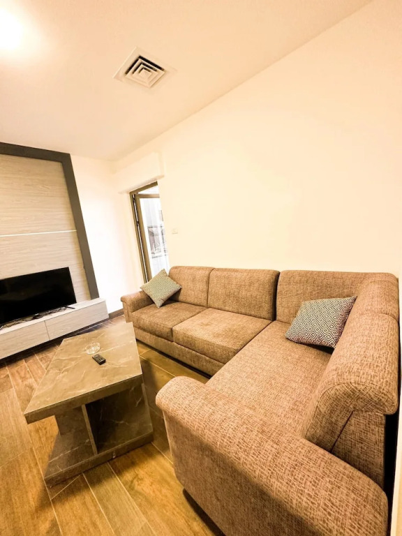 Central Apartment For Rent 28