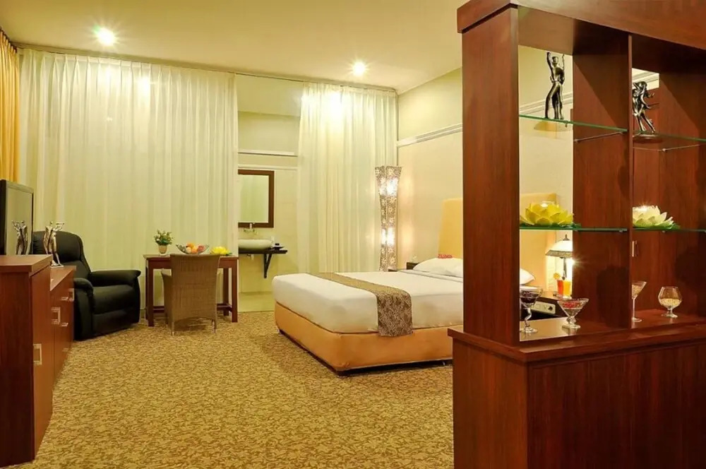 Grand Tryas Hotel
