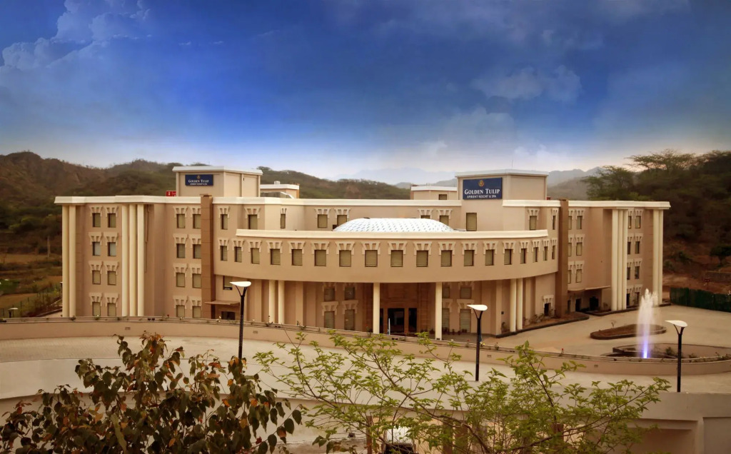 Golden Tulip Chandigarh, Panchkula