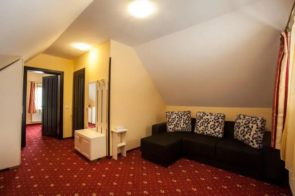 Extravagance Hotel