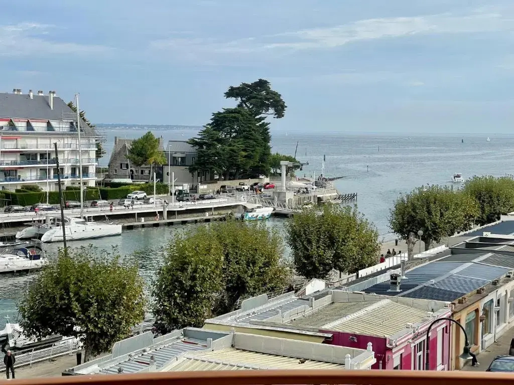 Superbe appartement 4 personnes Le Pouliguen avec vue magnifique sur le port et la mer