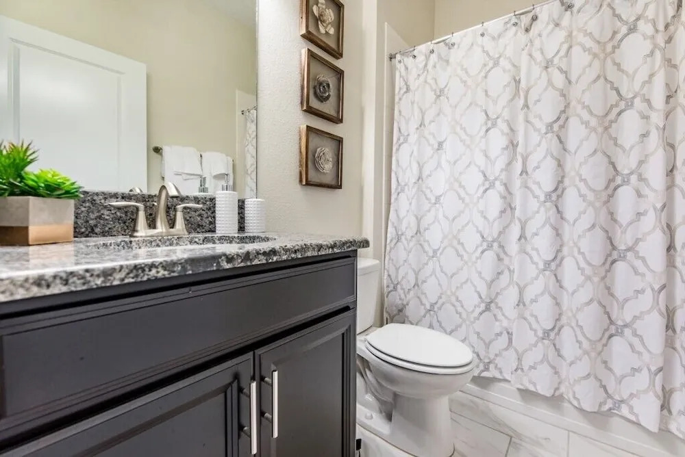 5 Bedroom 5 Bathroom In Storey Lake