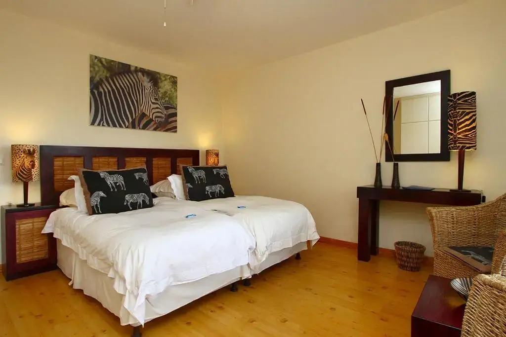 Cape Paradise Lodge and Apartments