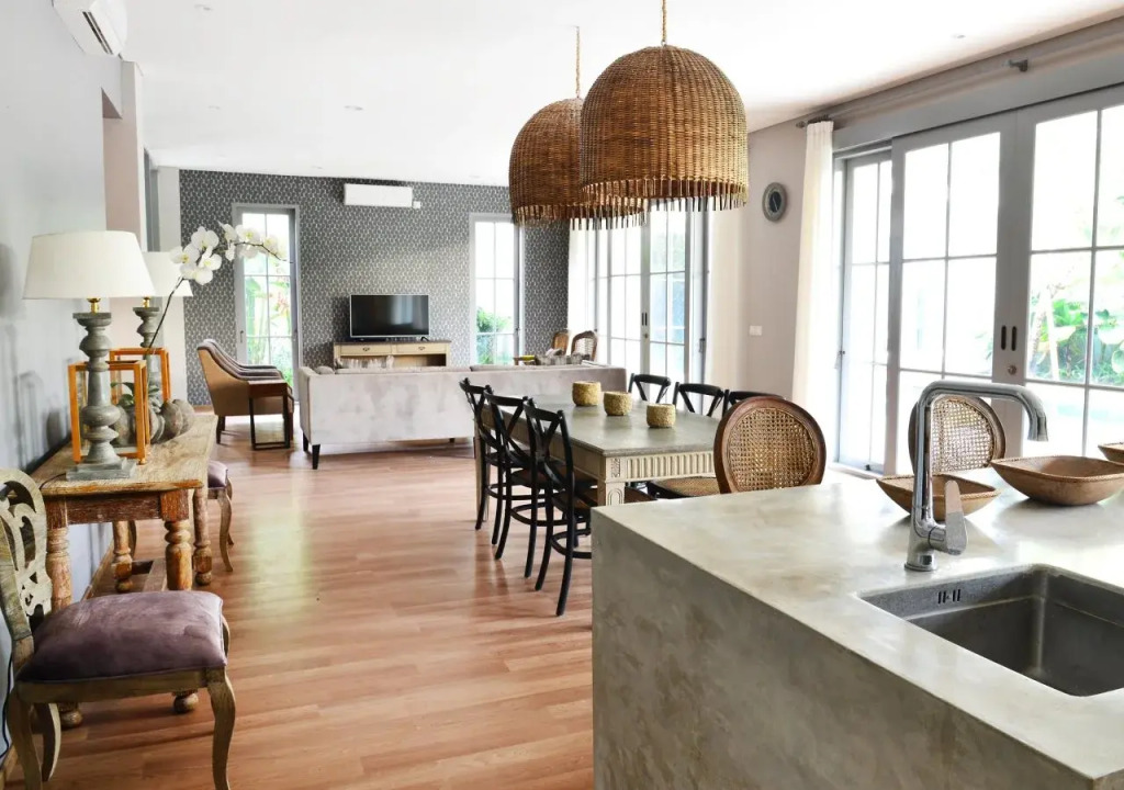 Jabu Beach Villa