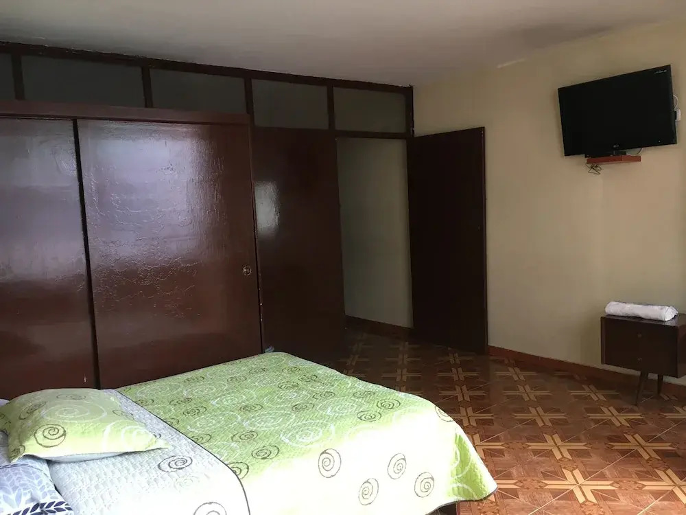Hotel Manila Plaza