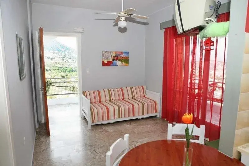 Daphne Bungalows