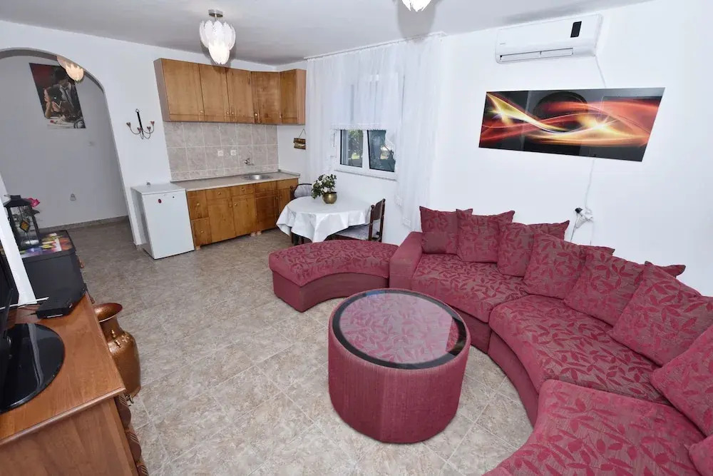 Aldina Apartments