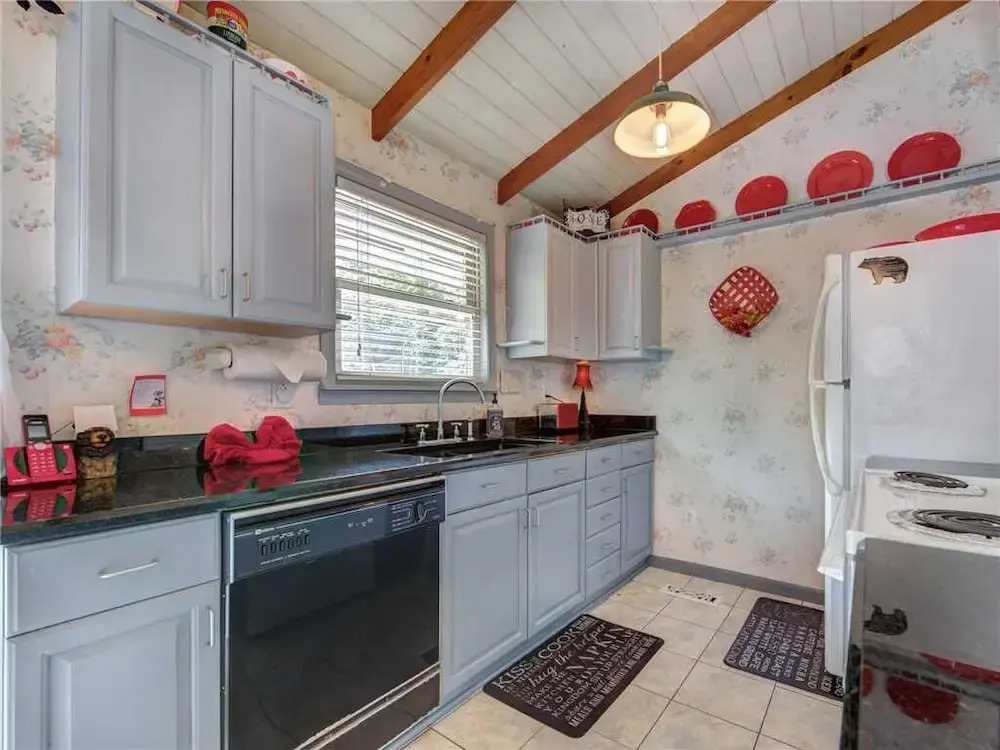 A Precious Place - Two Bedroom Cabin