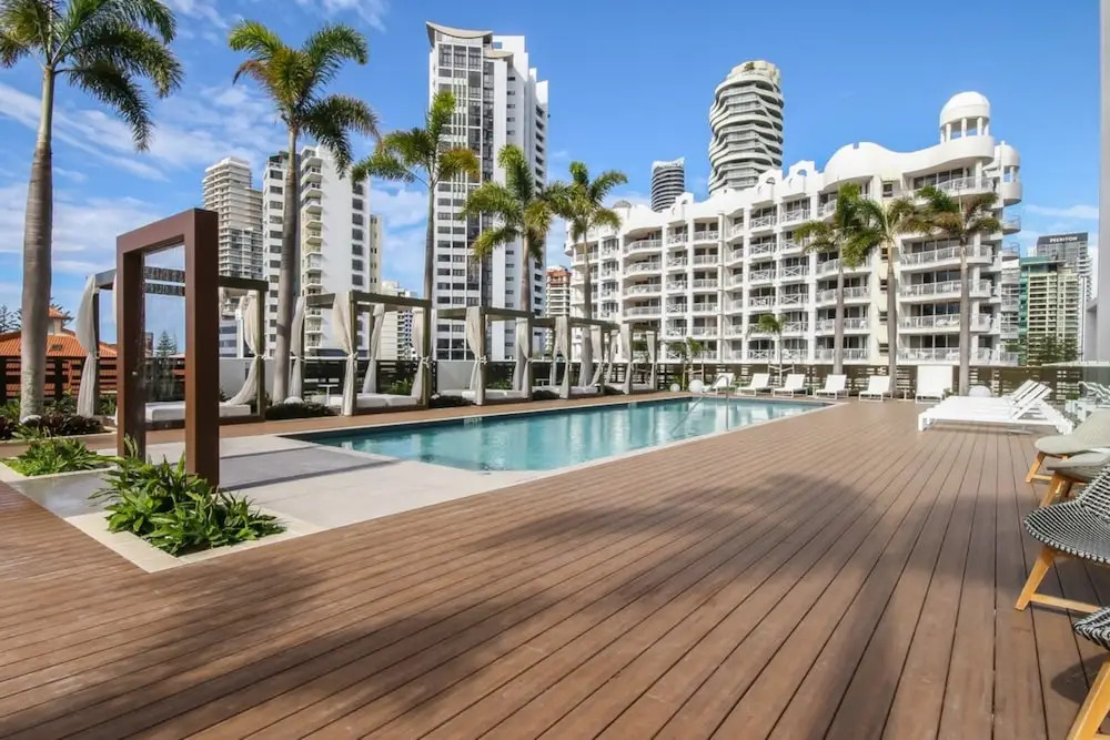 Luxurious 2 Bedroom Brand New Apartment With Amazing Hinterland Views