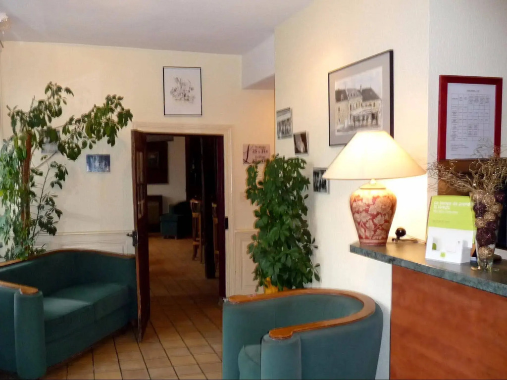 Logis Hôtel-Restaurant Au Vieux Morvan, au cœur de la Bourgogne, Piscine & Spa, Hôtel Climatisé