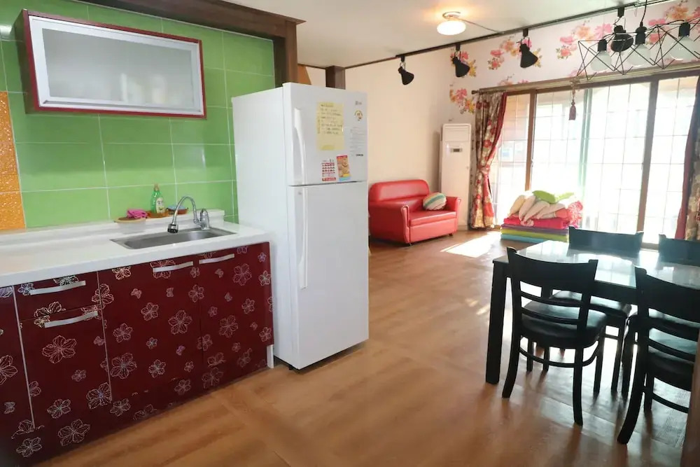 Gyeongju Raspberry Pension