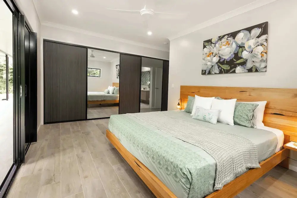 Barron Heights in Caravonica