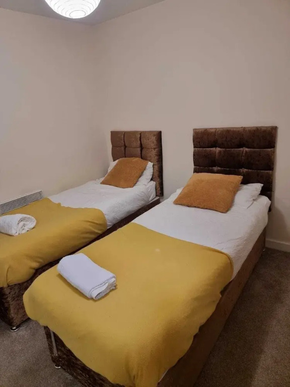 Central 2-bedroom Apartment, Chelmsford, Parking