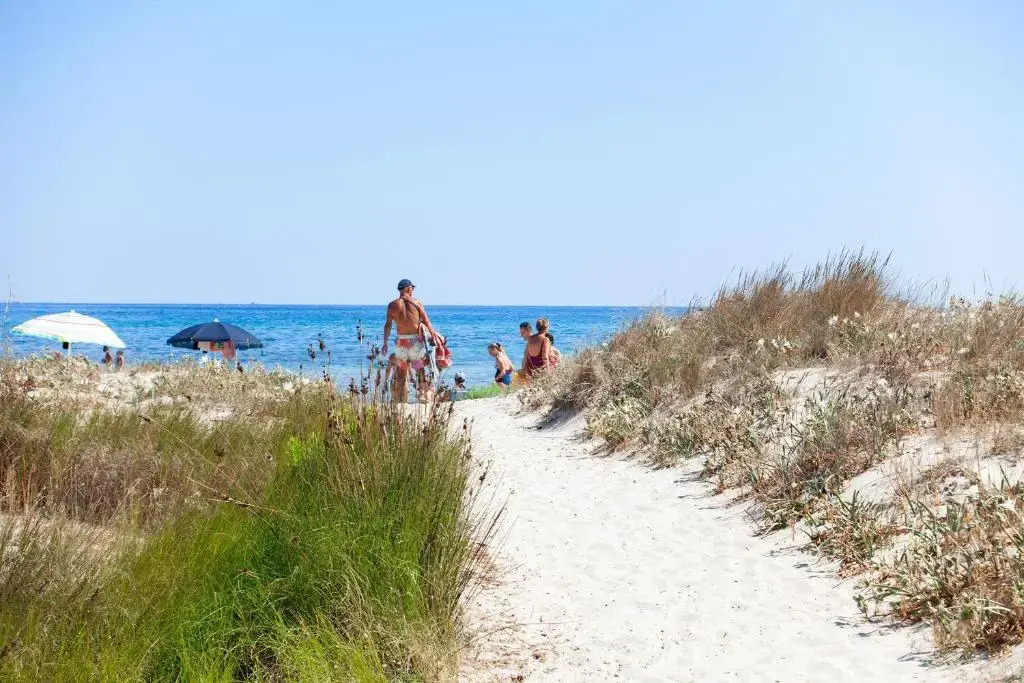 Economico bilocale vicino spiaggia di sabbia m721
