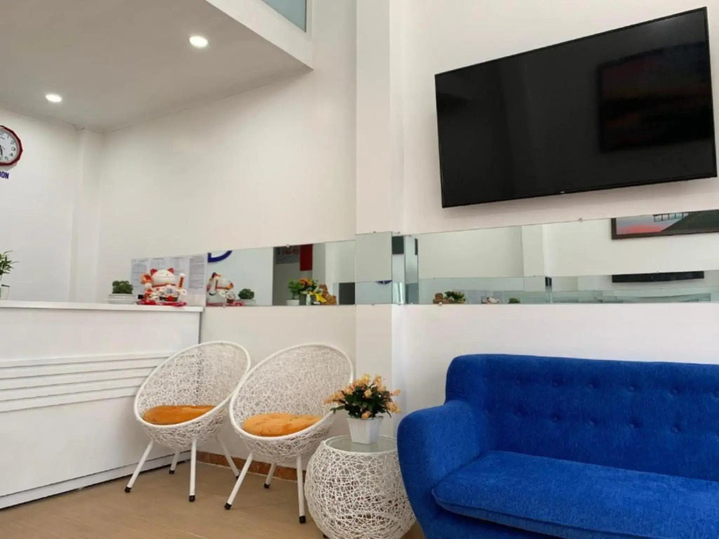 Chau Giang Hotel
