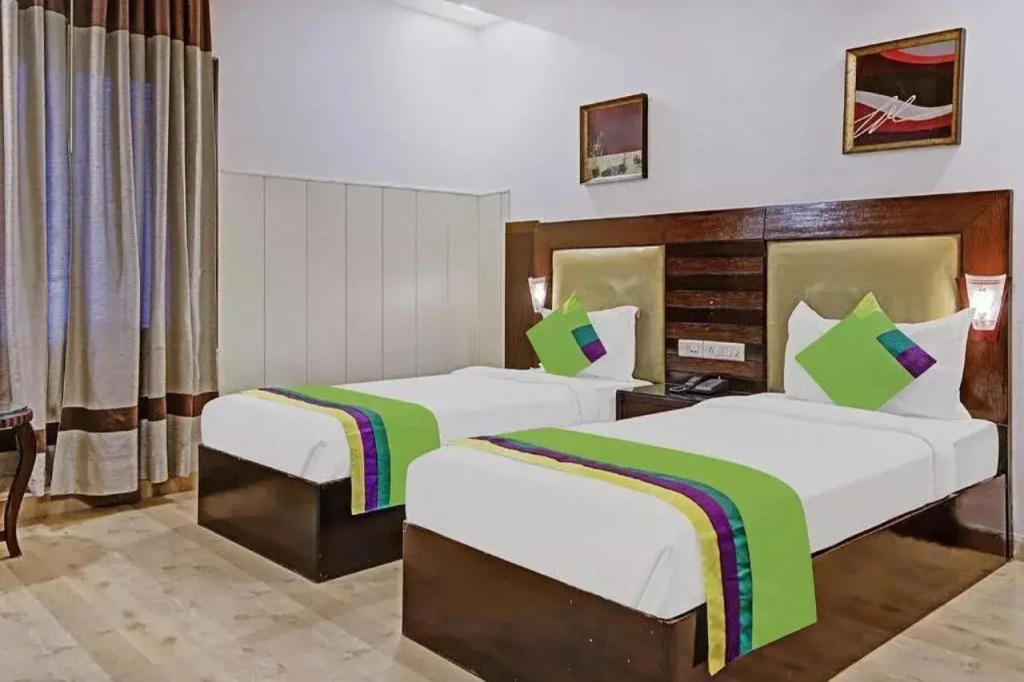 Parkland Kailash Colony
