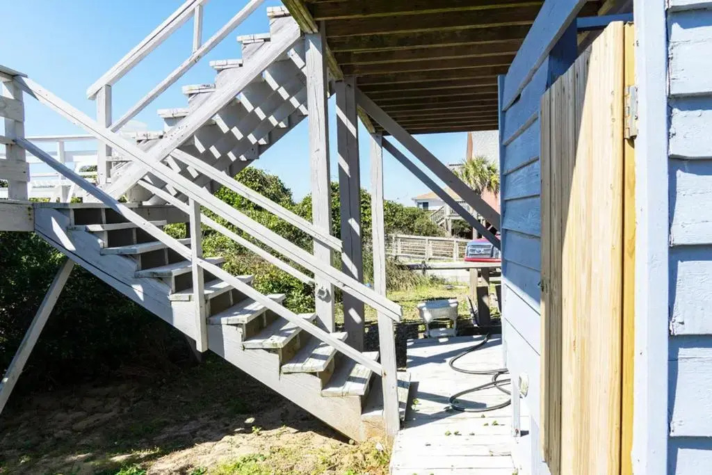 1 4 Us by Oak Island Accommodations