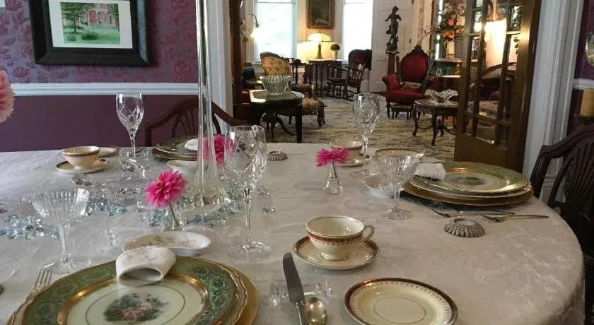 Baert Baron Mansion Bed & Breakfast