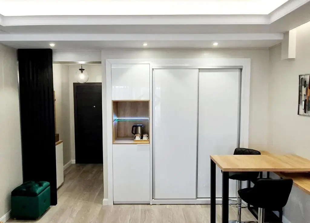Residence 81