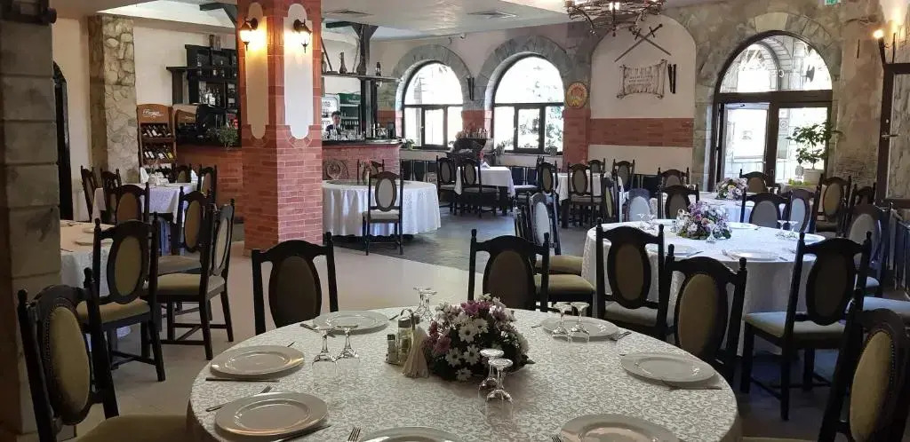 Pensiunea La Cetate