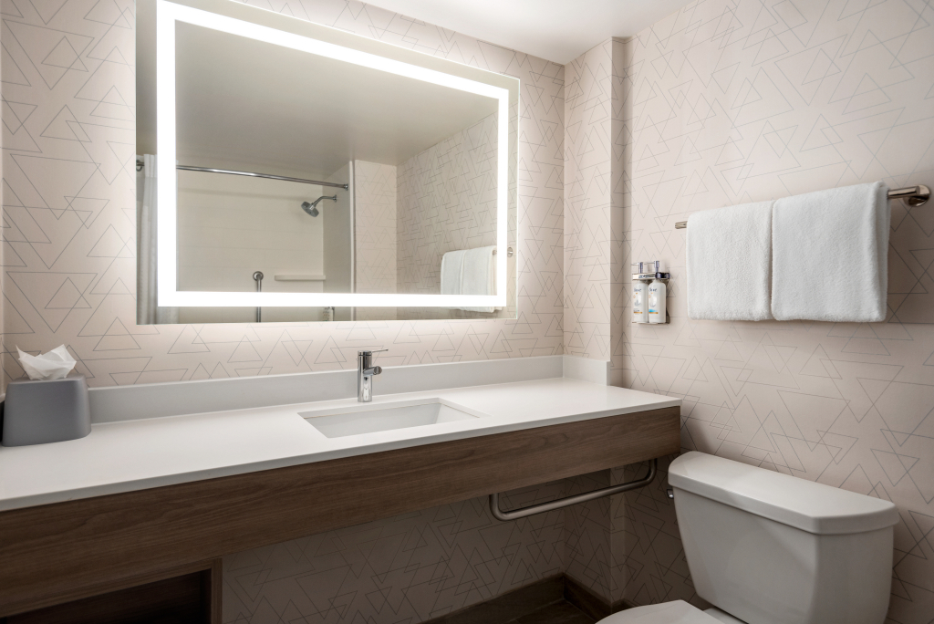 Holiday Inn Express & Suites Mobile West I-10 by IHG