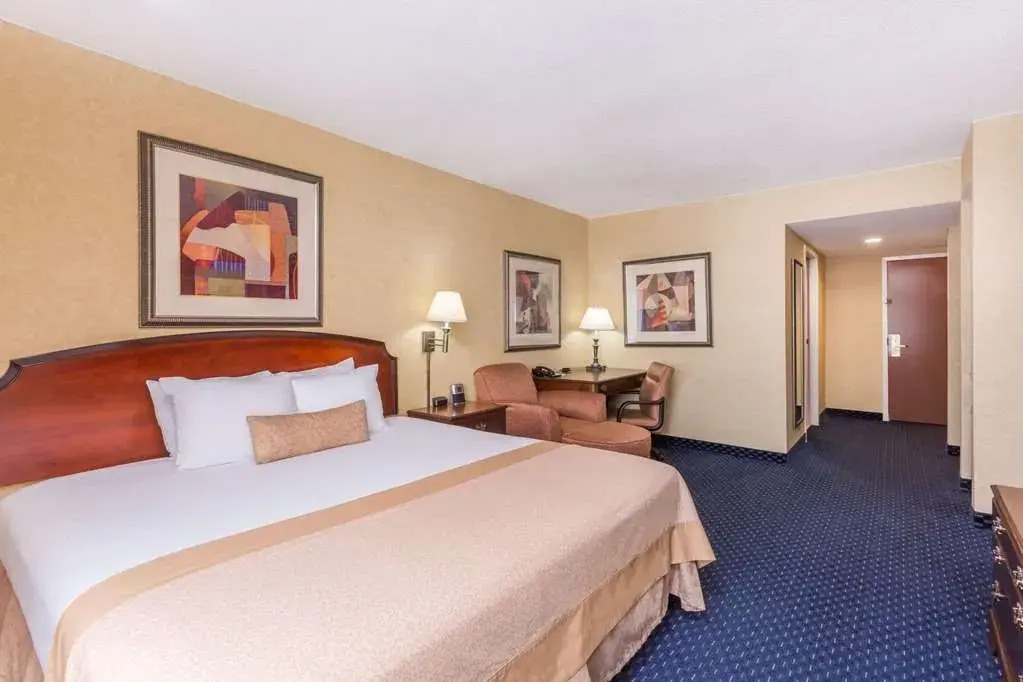 Wingate by Wyndham Greenville Airport