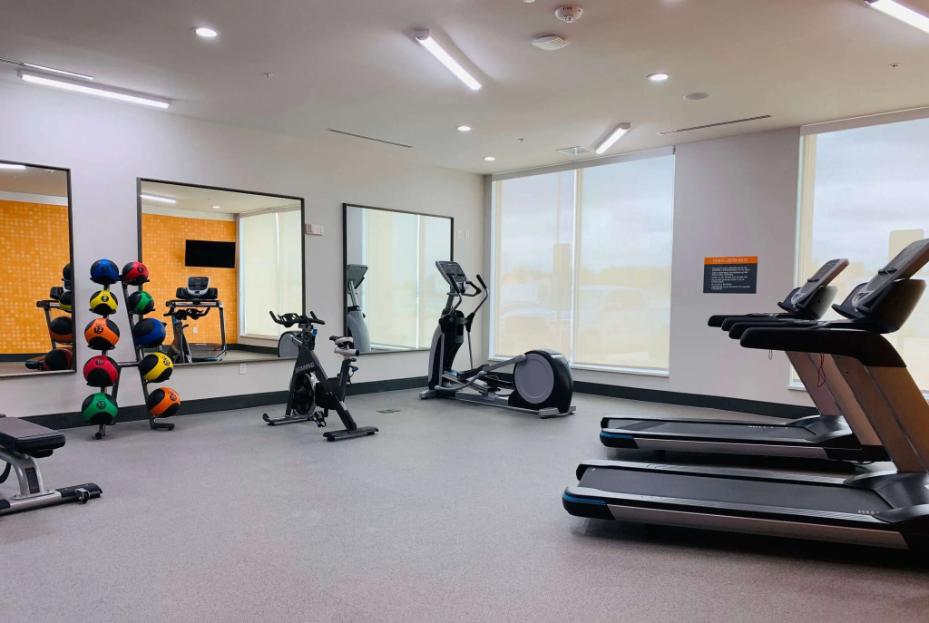 La Quinta Inn and Suites by Wyndham - Red Oak TX IH-35E