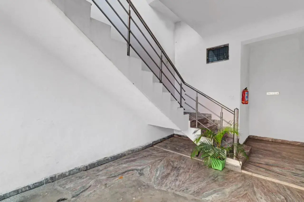 OYO Flagship 80553 Shubhangi Palace
