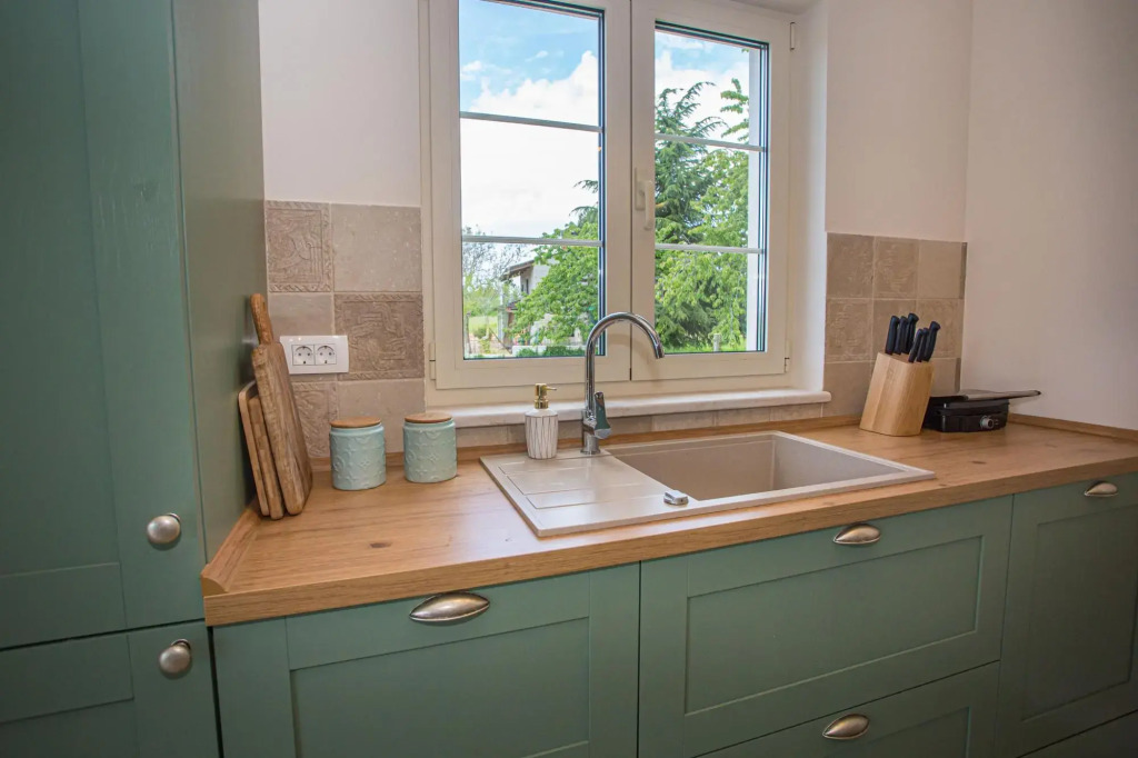 Vita 5 in Visnjan with 4 bedrooms and 4 bathrooms