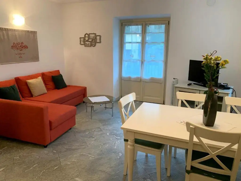 Chiavenna Suite