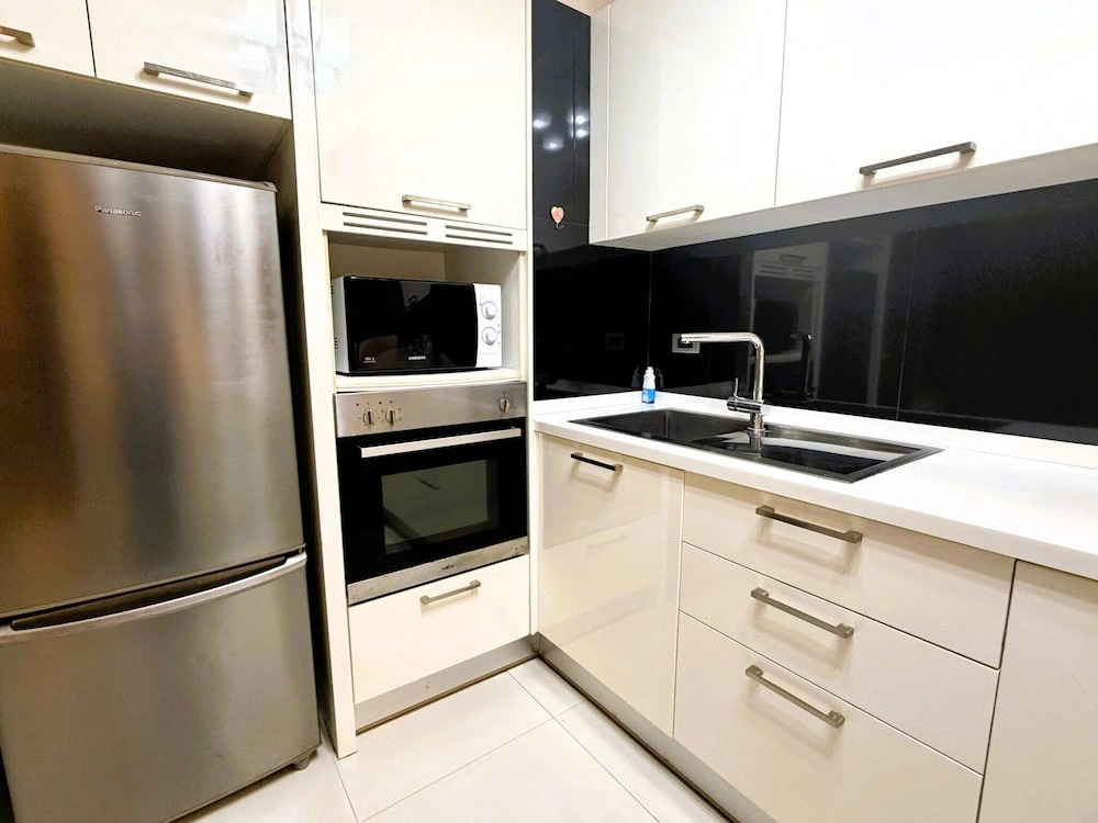 Spacious 1-bedroom Condo With Large Balcony at Baan Suan Lalana