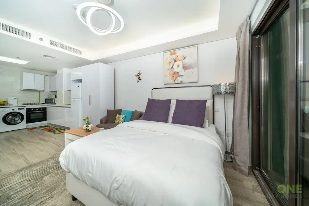 KOHH – Studio in Laya Mansion