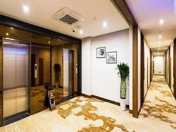 James Joyce Coffetel (Shanghai Caoyang)