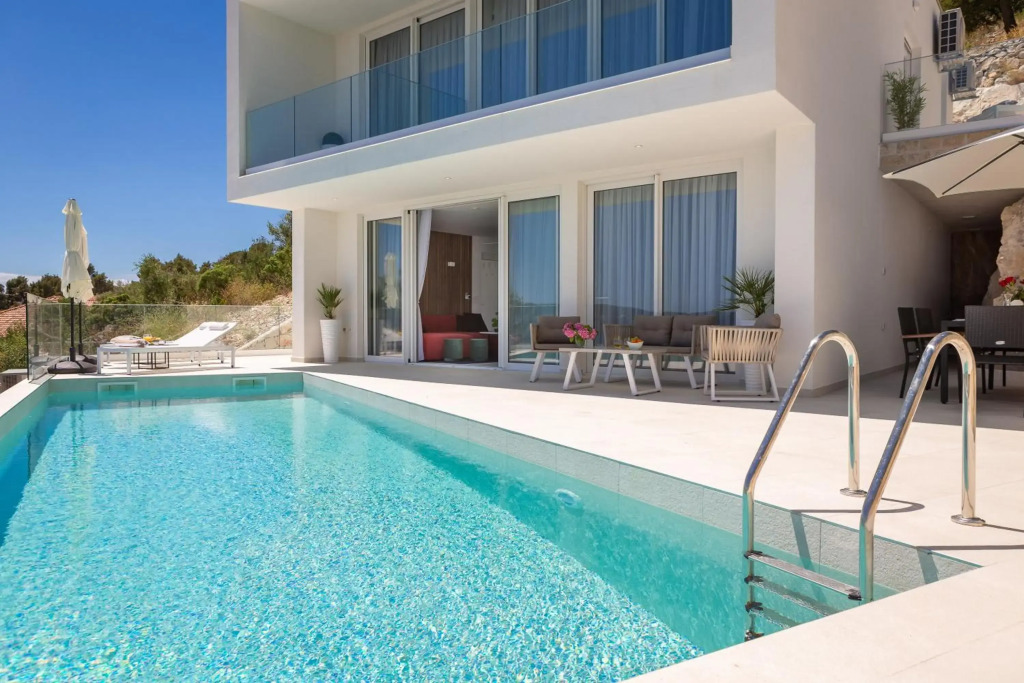 Villa Adria View with Heated Pool II